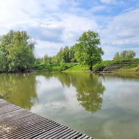 Slapenopdewaal 베네덴리우벤