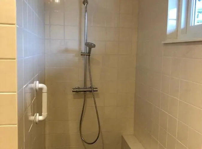 Slapenopdewaal 4* Beneden-Leeuwen